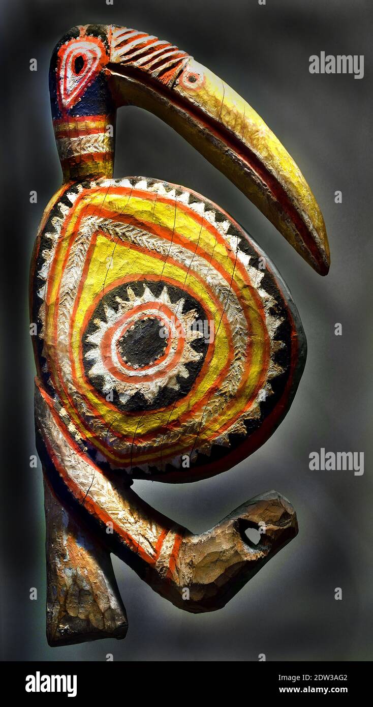 Bird Figure ( Colourful Hornbill emblem Abelam people, The Bird guarded the entrance to a Men`s house ) Maprik early 20th Century   Papua, New Guinea, Indonesia Stock Photo
